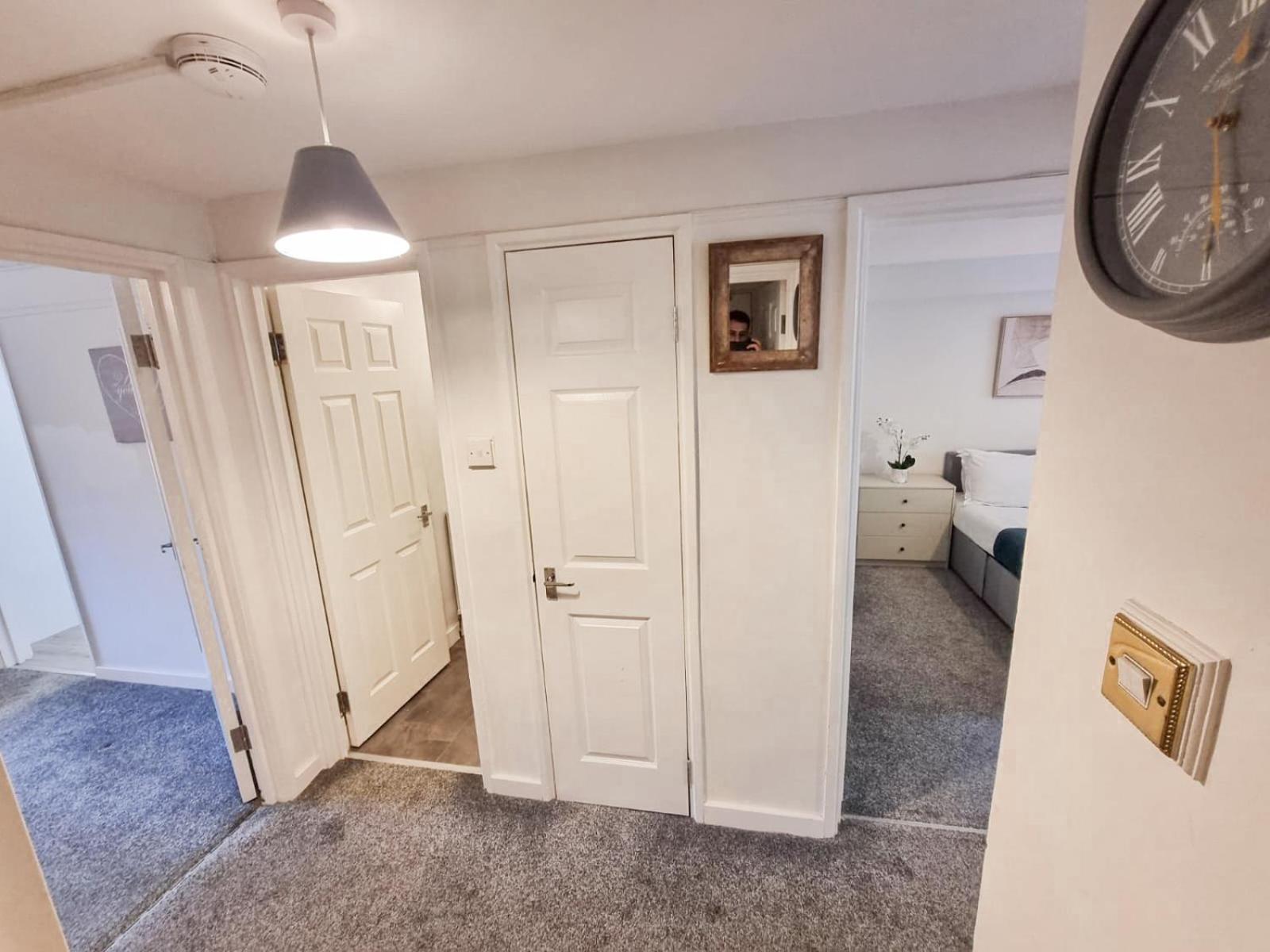 Westfield 2 Bedroom - Edinburgh