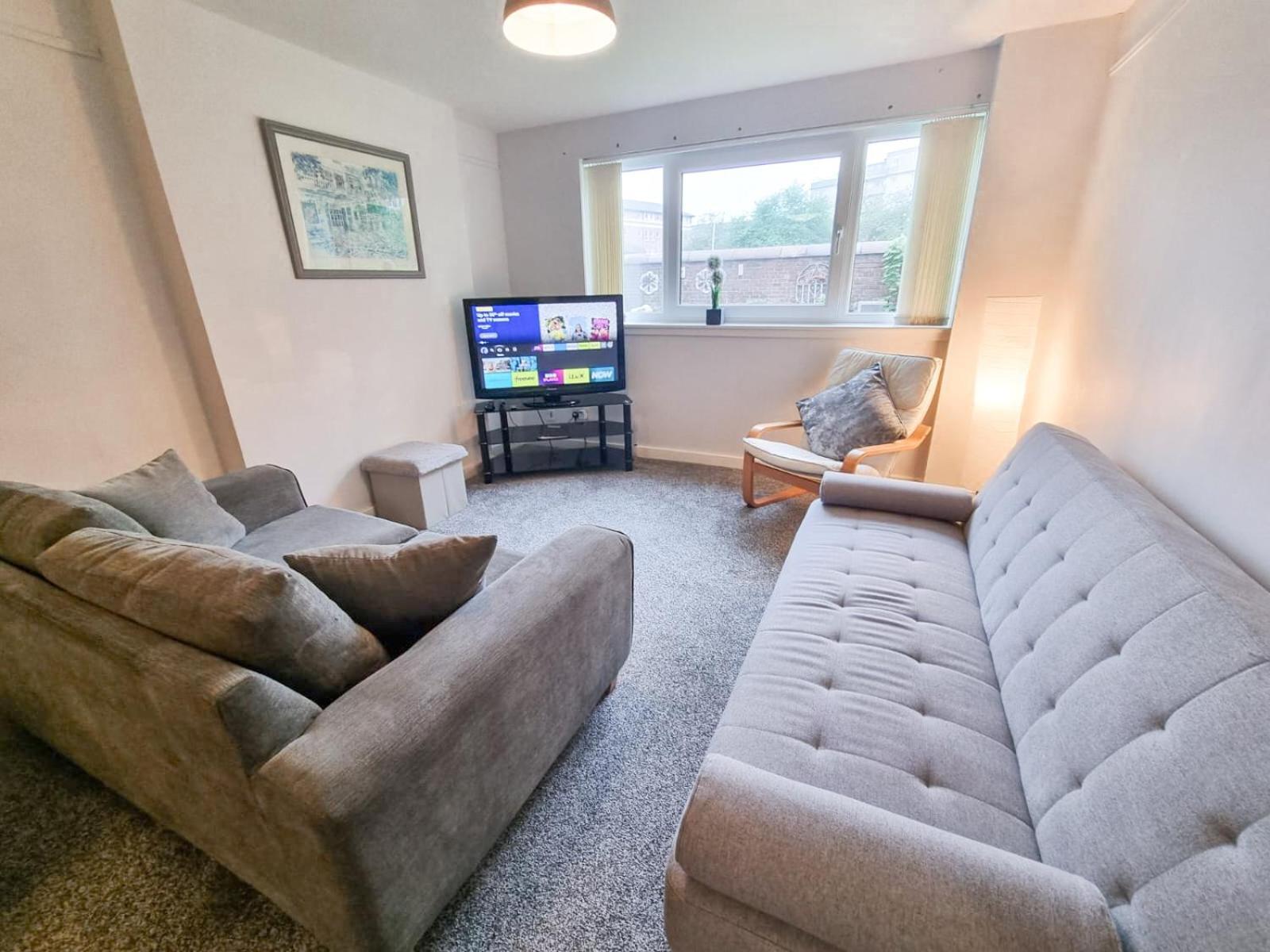 Westfield 2 Bedroom - Edinburgh